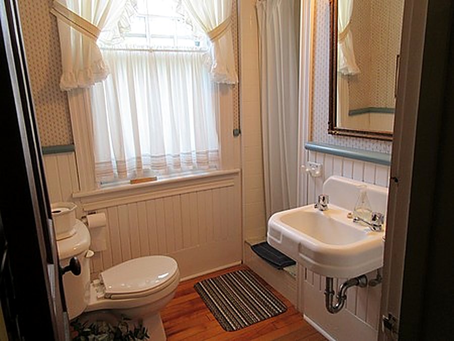 Guest bathroom with period wainscoting